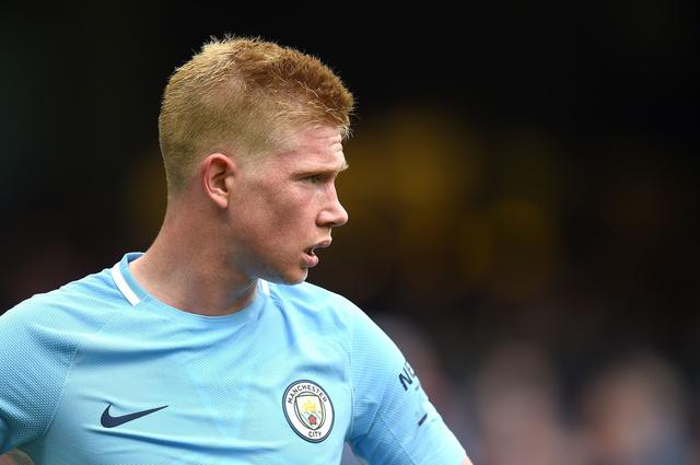 麦克阿瑟FCvs大埔亚冠赛前为香港大埔火灾遇难者...